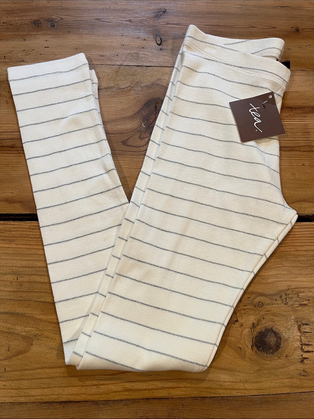 New! TEA COLLECTION 10 Cream Leggings w/Metallic Stripe Silver